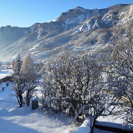 La Maison Abeil LʼArgentière-la-Bessée Exteriör bild