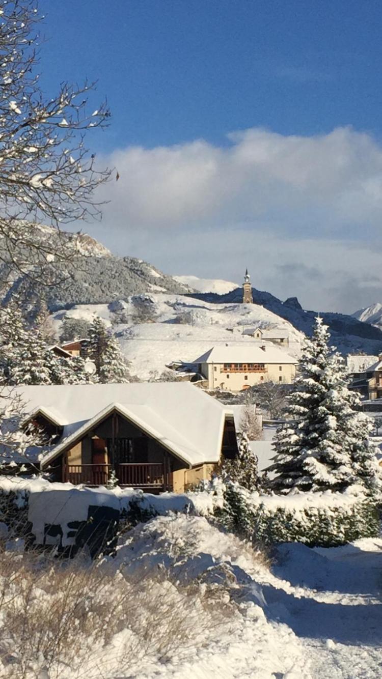 La Maison Abeil LʼArgentière-la-Bessée Exteriör bild